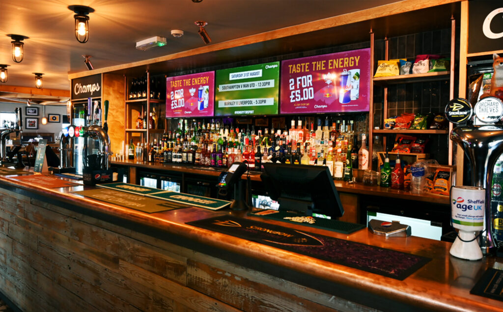 Champs-Digital-Signage-1024x635